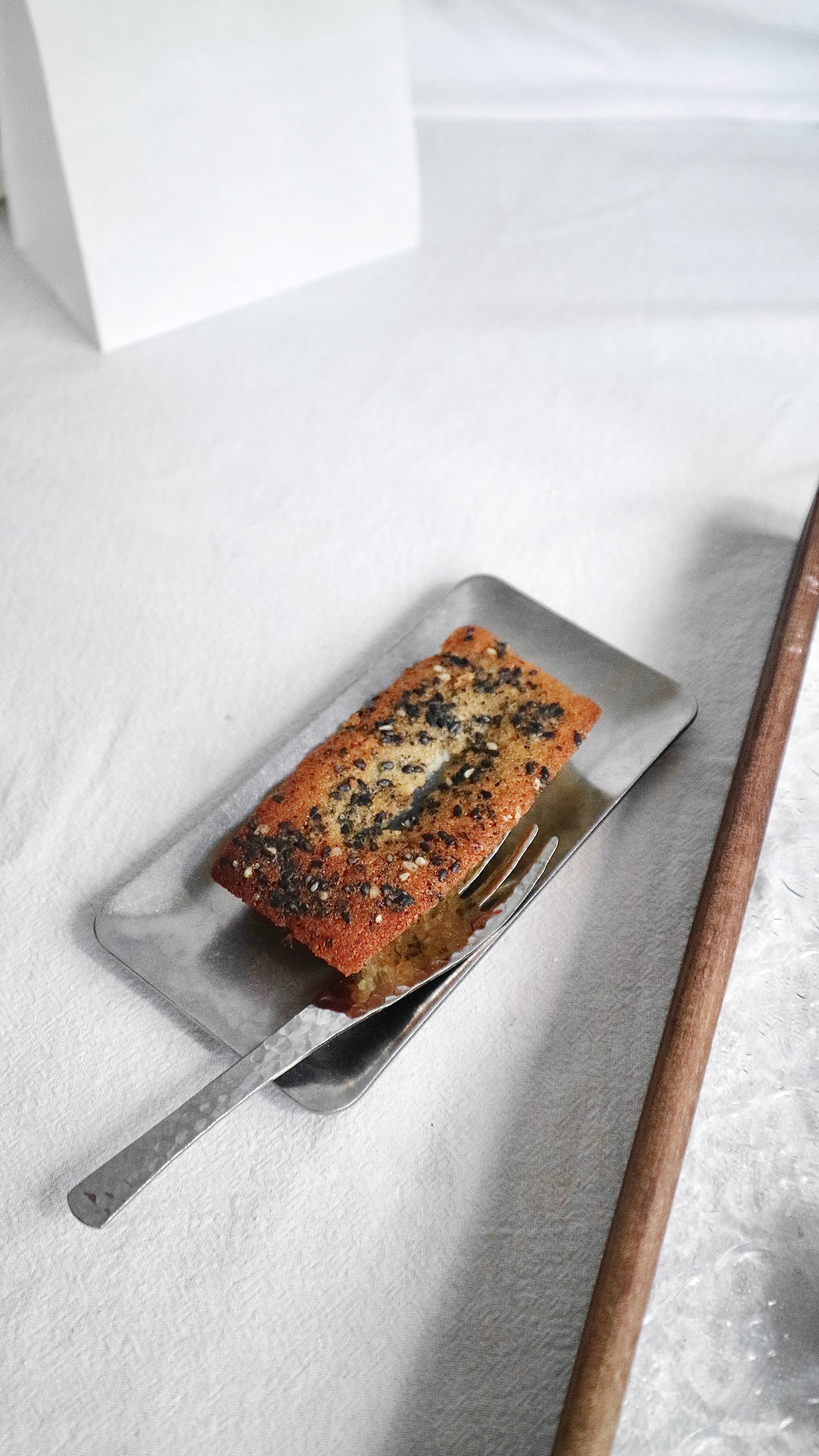 手炒黑芝麻包餡|肥嘟嘟手工麻糬金磚費南雪 chubby mochi financiers (4入)