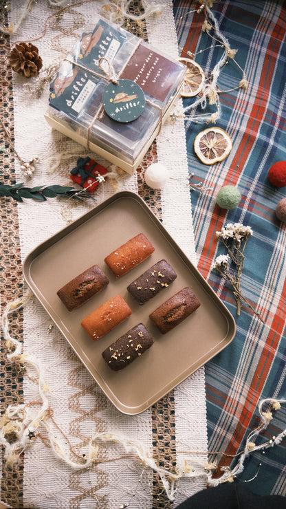 \ 不扣成本義賣捐至仁濟緊急援助基金支援大埔宏福苑受影響人士 / 經典小金磚費南雪組合 premium mini financiers set (1組6入♡) | 每筆訂單購買數量上限為2組。