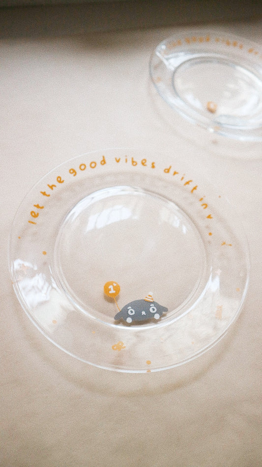 \ 不扣成本慈善義賣 / 𝙙𝙧𝙞𝙛𝙩𝙚𝙧 一週年限定玻璃碟 及 premium financiers tasting set (1組4入金磚費南雪♡) | 每筆訂單購買數量上限為2組。