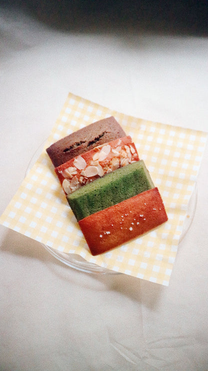 \ 不扣成本慈善義賣 / 𝙙𝙧𝙞𝙛𝙩𝙚𝙧 一週年限定玻璃碟 及 premium financiers tasting set (1組4入金磚費南雪♡) | 每筆訂單購買數量上限為2組。